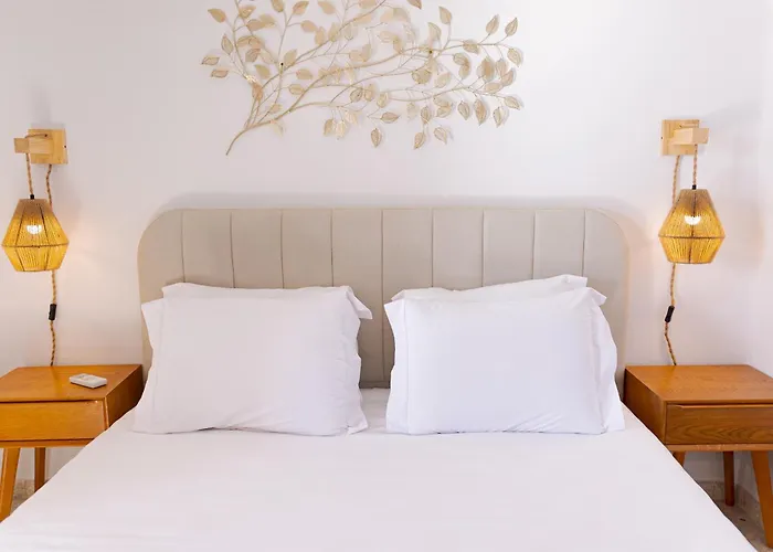 Casa Castillo * Нерха