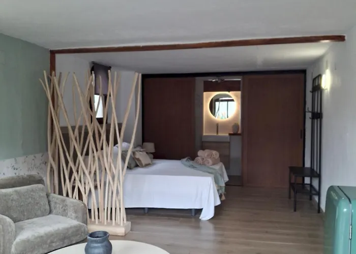 Casa Castillo * Нерха