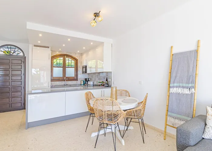 Semesterbostad Casa Castillo *